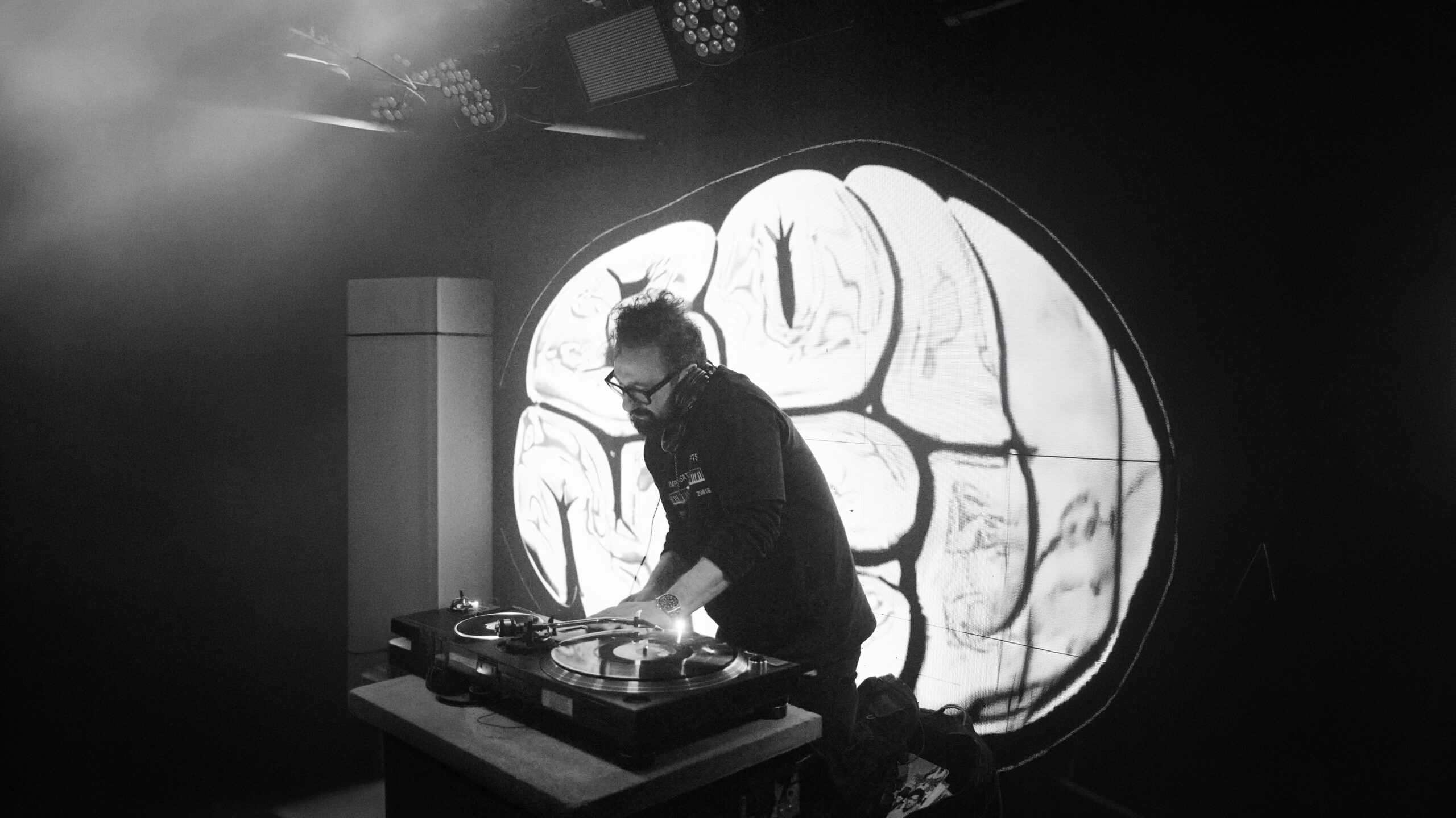 Stylophonic-ritonra-con-il-remix-di-dancefloor